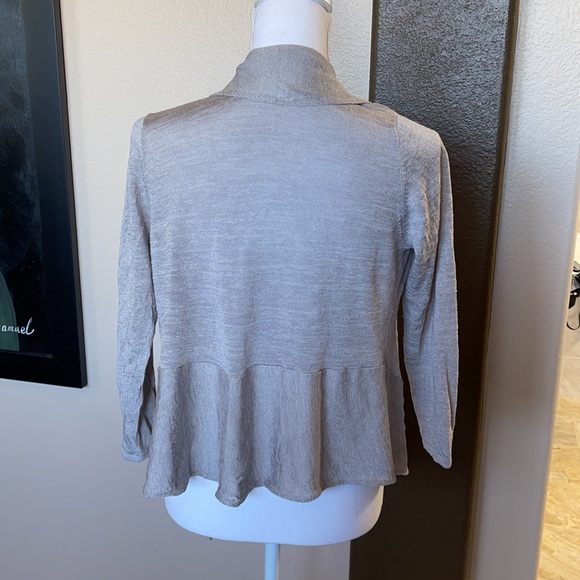 Light weight light gray cardigan - Picture 3 of 3